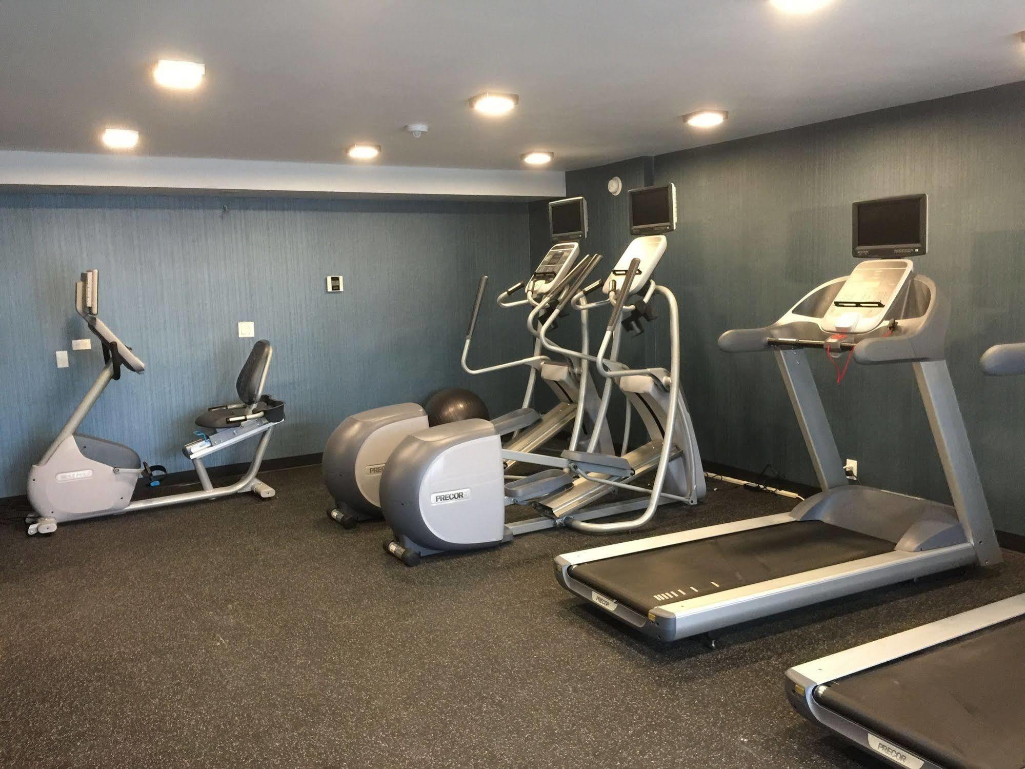Radisson Hotel Oakland Airport Ngoại thất bức ảnh