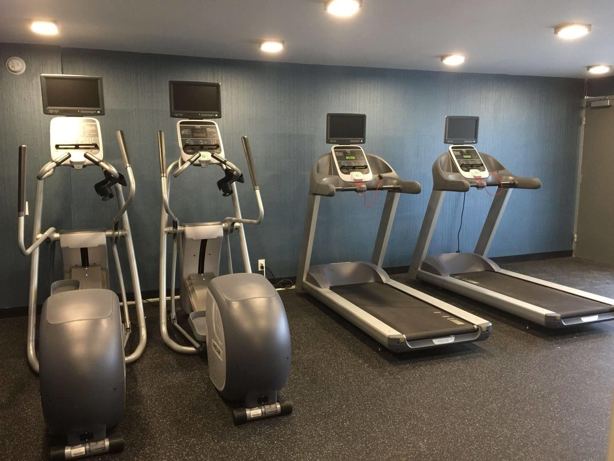 Radisson Hotel Oakland Airport Ngoại thất bức ảnh